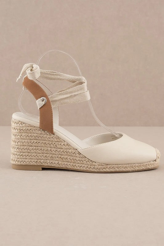 ALPARGATA D-ALONDRA CON CUÑA Y CORDONES
