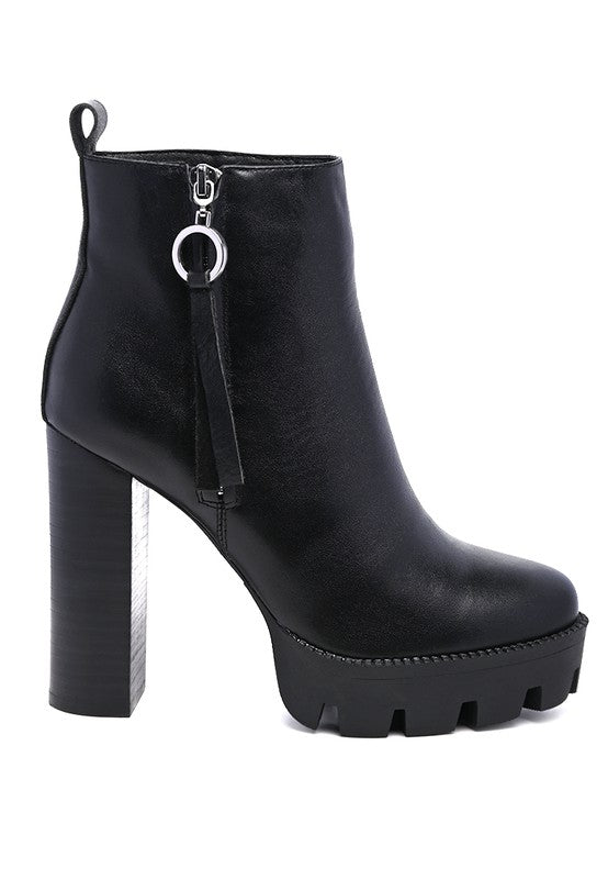 Black HIGH BLOCK HEELED CHUNKY LEATHER BOOT
