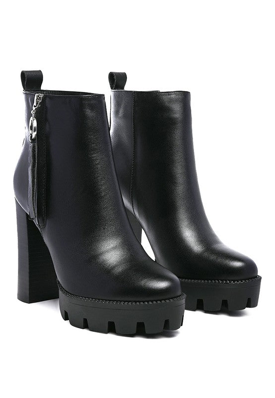 Black HIGH BLOCK HEELED CHUNKY LEATHER BOOT