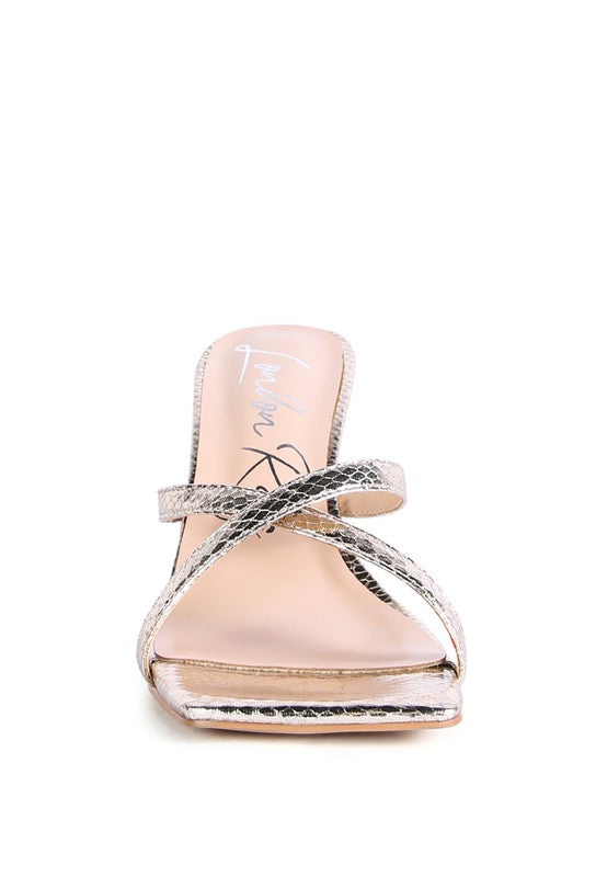 SANDALIAS DESLIZANTES CON TIRAS CRUZADAS DE COCODRILO MURIEL