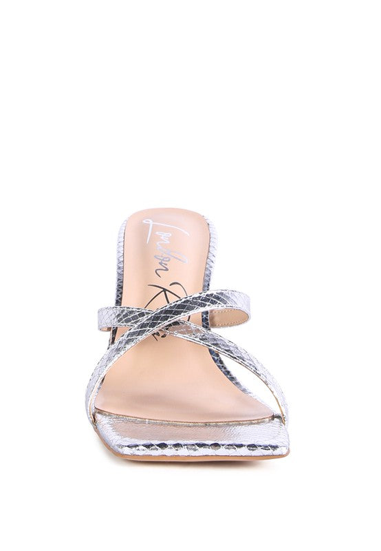 SANDALIAS DESLIZANTES CON TIRAS CRUZADAS DE COCODRILO MURIEL