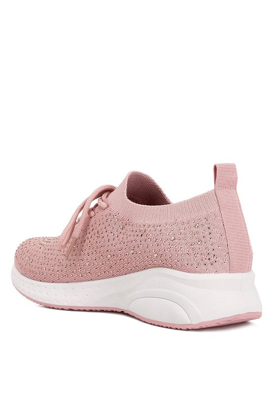 Zapatillas deportivas con cordones y adornos de tachuelas Elizha