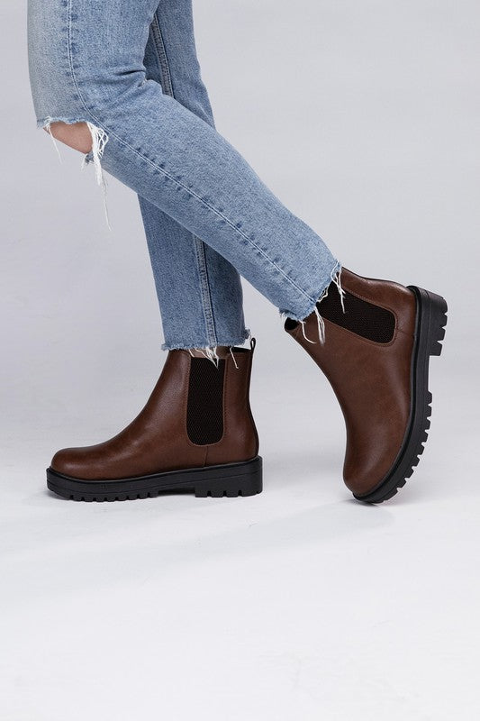 Cognac Paden Casual Booties