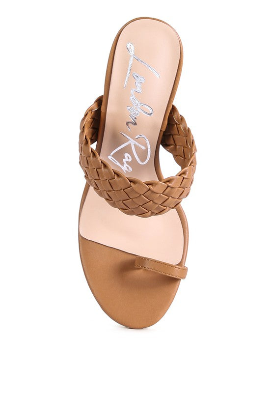 Mocca HIGH PERKS WOVEN STRAP TOE RING SANDALS