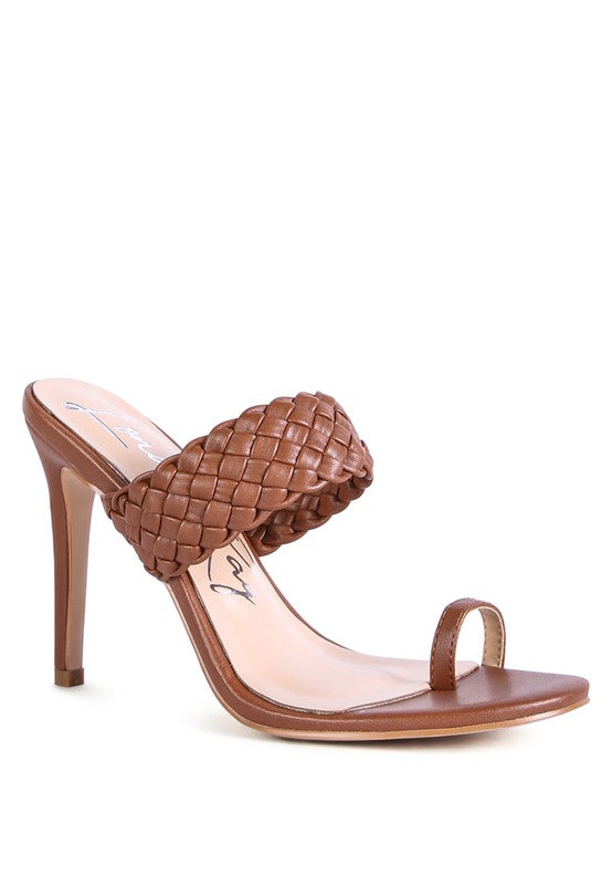 Macchiato HIGH PERKS WOVEN STRAP TOE RING SANDALS