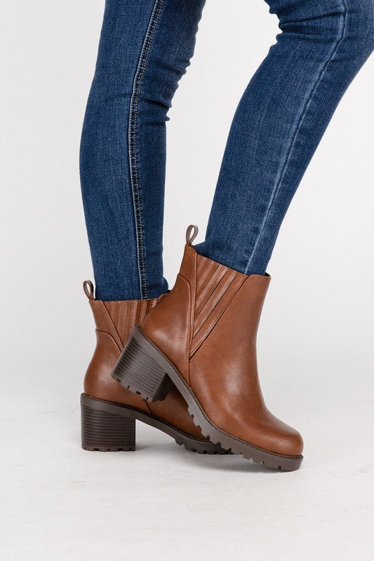 Cognac WISELY Ankle Bootie