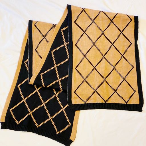 Black Gold Paris Class Knit Scarf