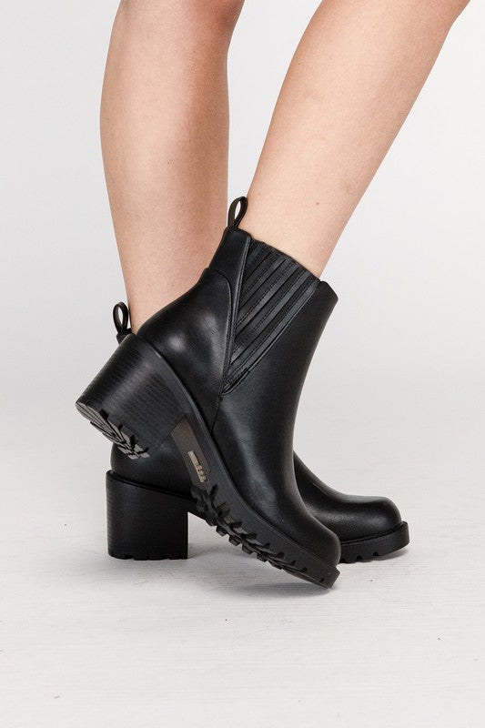 Black WISELY Ankle Bootie