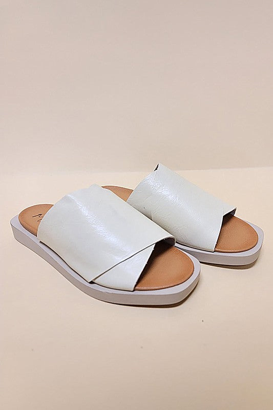 Nude CASUAL SLIDE SANDALS