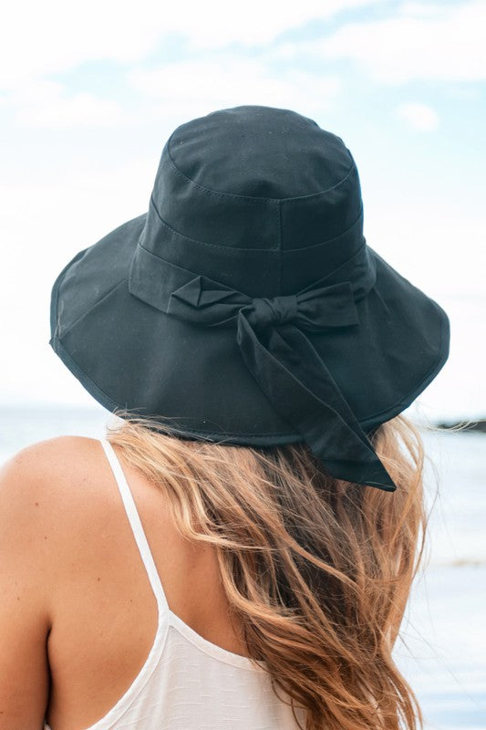 Black Foldable Bow Accent Cargo Hats